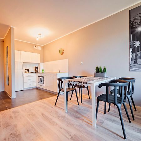 E-Apartamenty Koscielna 30 波兹南 外观 照片