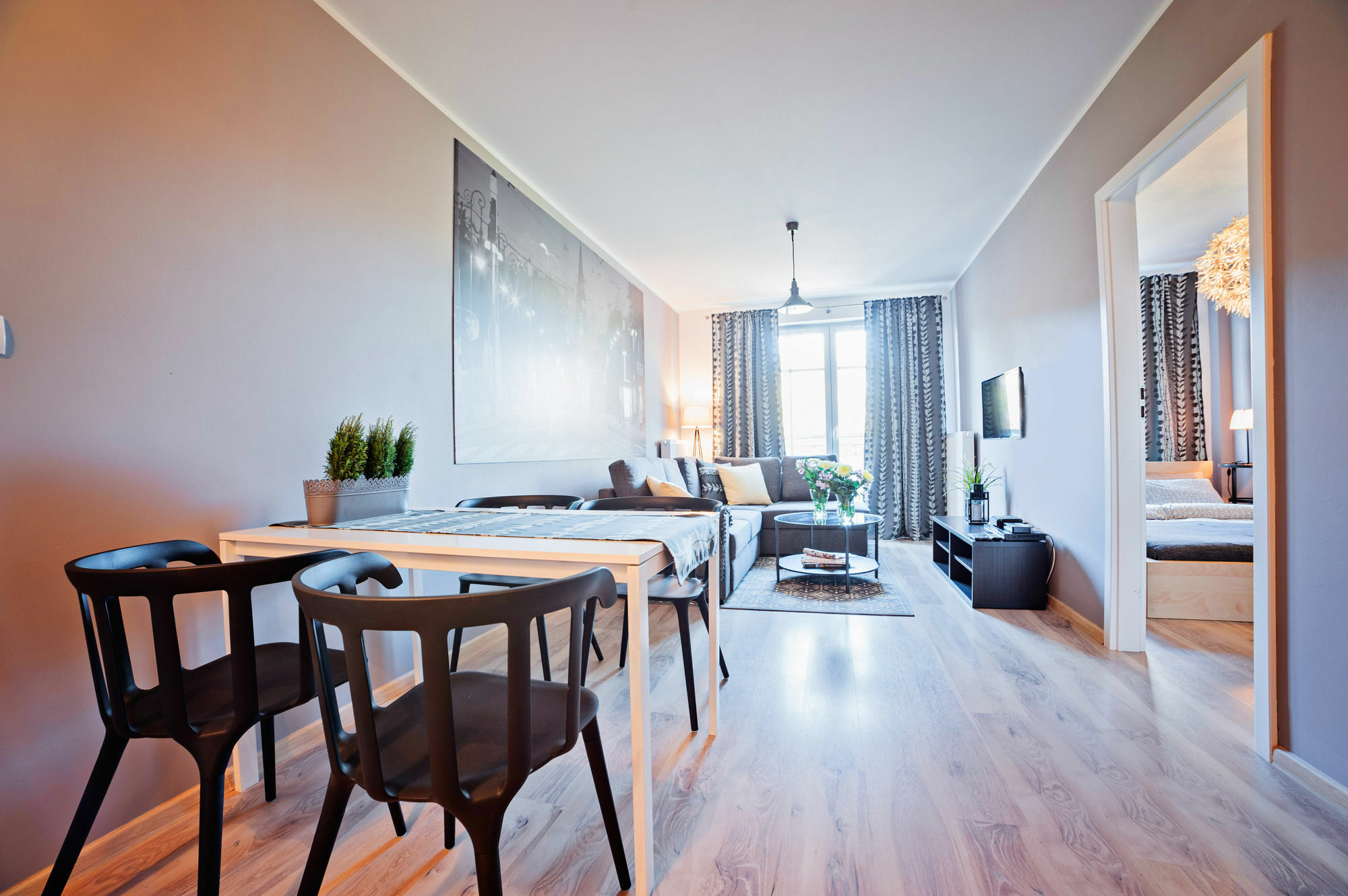 E-Apartamenty Koscielna 30 波兹南 外观 照片